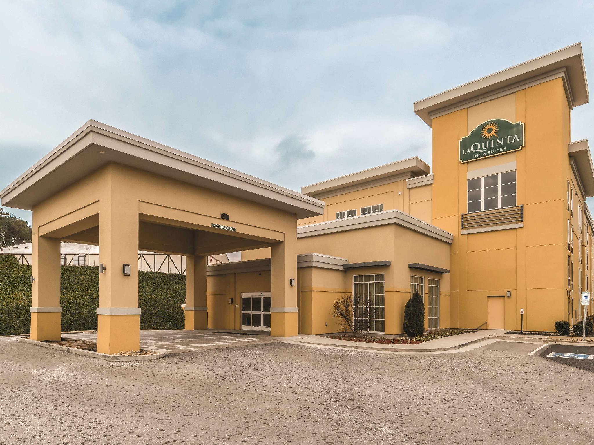 La Quinta By Wyndham Knoxville Central Papermill Exterior photo